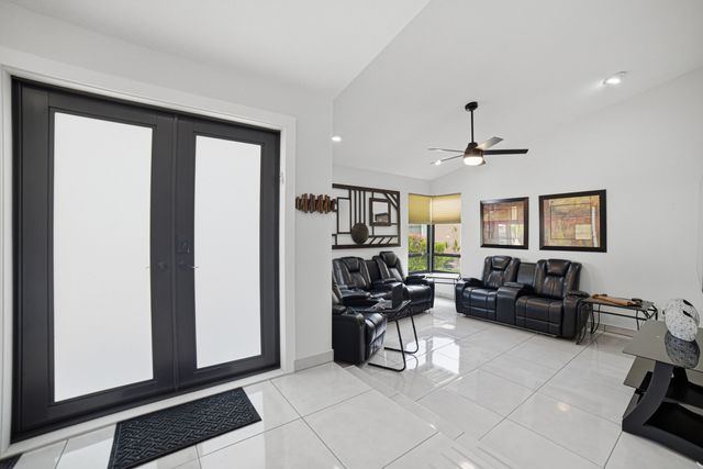 7614 NW 87th Avenue, Tamarac, FL 33321