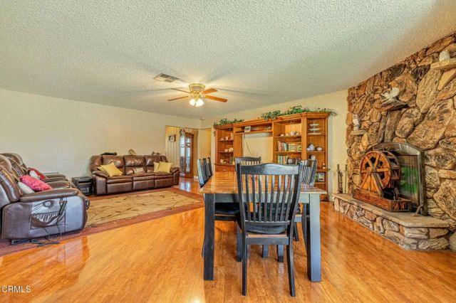 44625 Loneoak Avenue, Lancaster, CA 93534