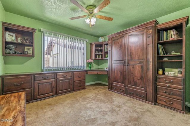 44625 Loneoak Avenue, Lancaster, CA 93534