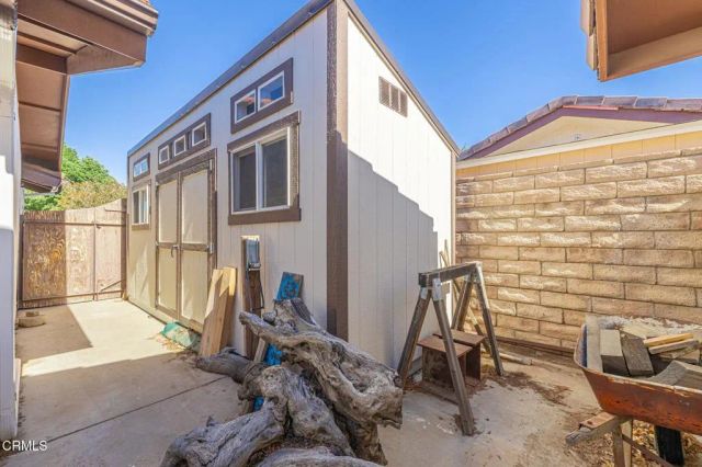 44625 Loneoak Avenue, Lancaster, CA 93534