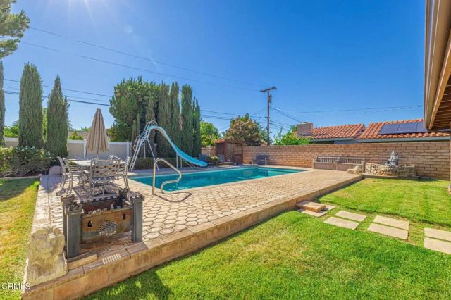 44625 Loneoak Avenue, Lancaster, CA 93534
