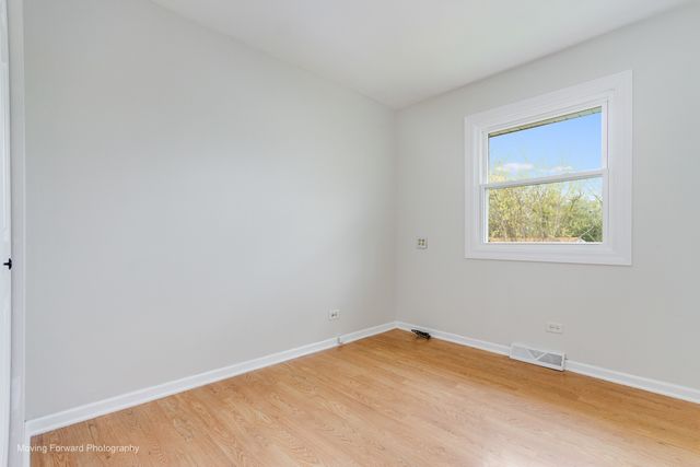 106 Crescent Road, Fox River Grove, IL 60021