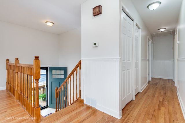 106 Crescent Road, Fox River Grove, IL 60021