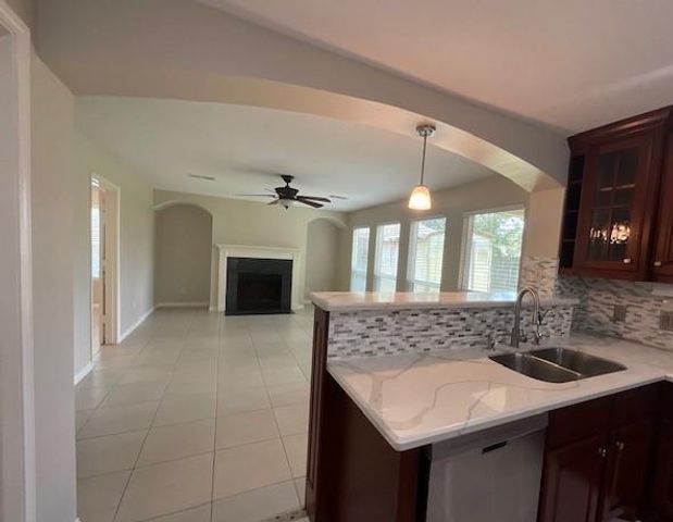 17110 Fairway Glen Court, Sugar Land, TX 77498