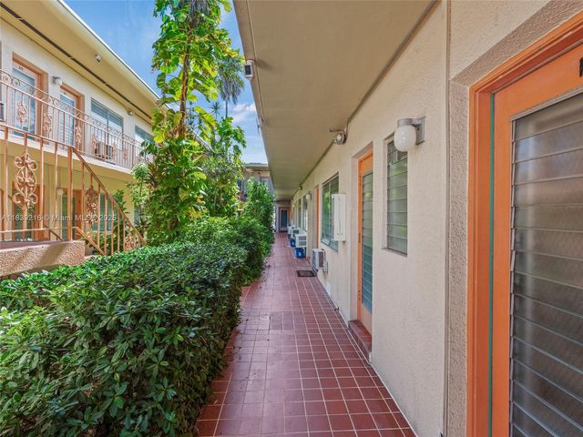 1060 Pennsylvania Ave 4, Miami Beach, FL 33139