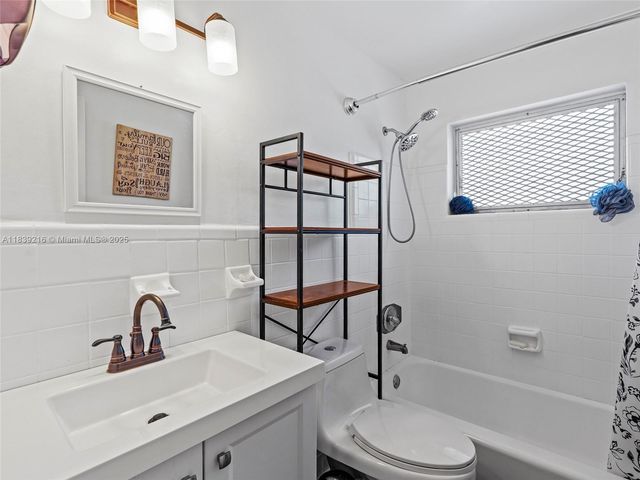 1060 Pennsylvania Ave 4, Miami Beach, FL 33139