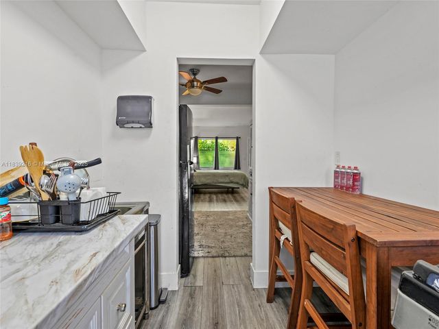 1060 Pennsylvania Ave 4, Miami Beach, FL 33139