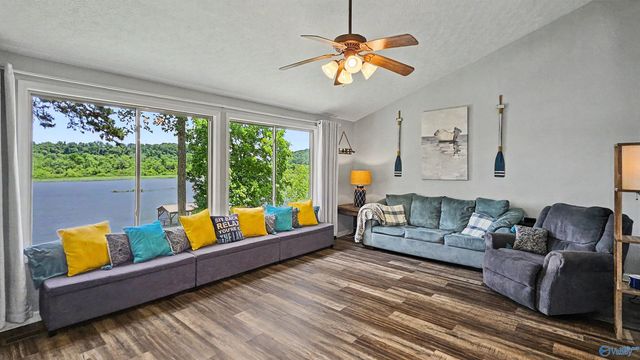 21568 Sugar Creek Estates Road NW, Athens, AL 35614