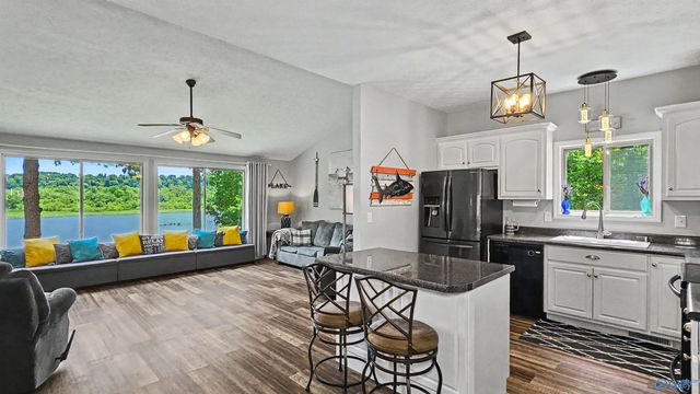 21568 Sugar Creek Estates Road NW, Athens, AL 35614