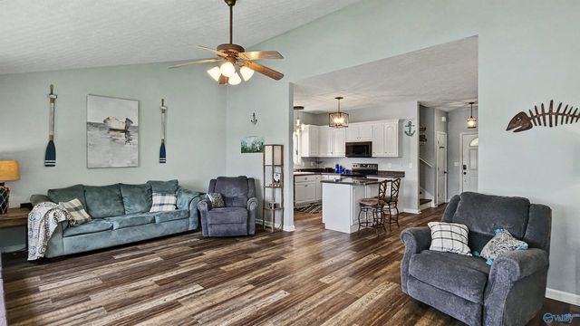21568 Sugar Creek Estates Road NW, Athens, AL 35614