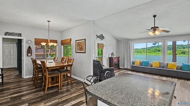 21568 Sugar Creek Estates Road NW, Athens, AL 35614