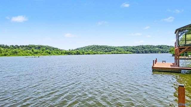 21568 Sugar Creek Estates Road NW, Athens, AL 35614