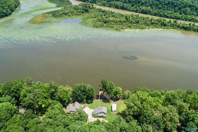 21568 Sugar Creek Estates Road NW, Athens, AL 35614