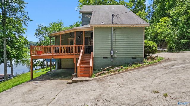 21568 Sugar Creek Estates Road NW, Athens, AL 35614