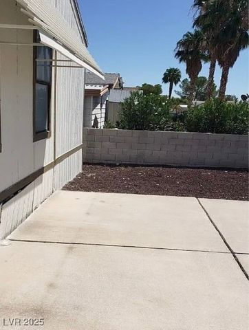 5533 Tres Piedras Road, Las Vegas, NV 89122