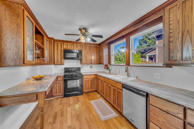 1211 Clarke St, Old Hickory, TN 37138