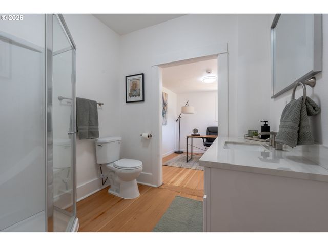 2027 N WEBSTER St, Portland, OR 97217