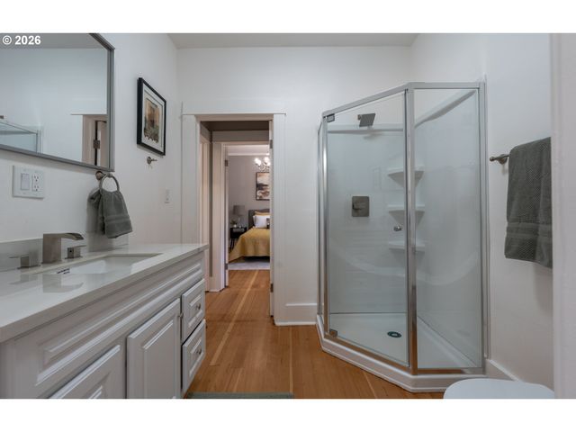 2027 N WEBSTER St, Portland, OR 97217