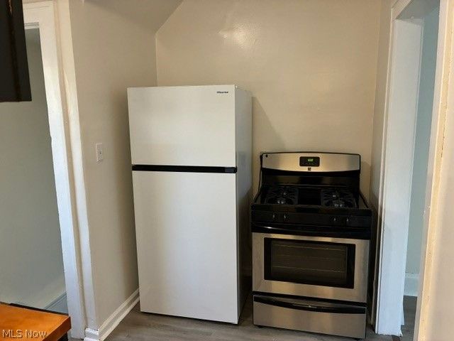 3675 W 103rd Street, Cleveland, OH 44111