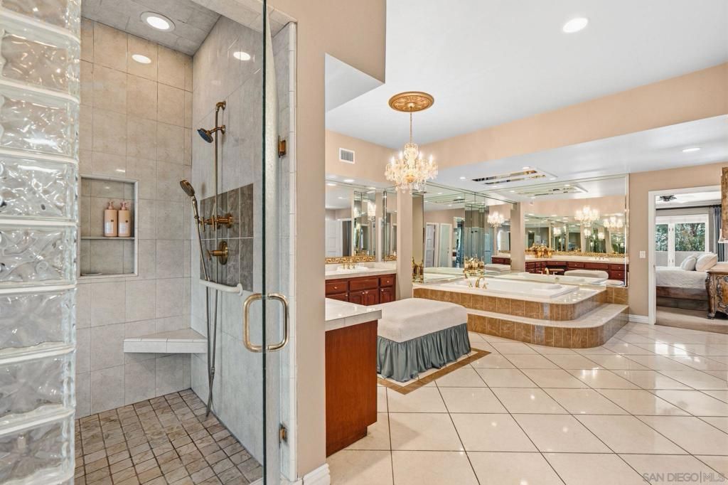 Image 32 of property listing at 5860 Calle Camposeco, Rancho Santa Fe, CA 92067