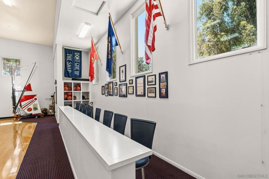 Image 51 of property listing at 5860 Calle Camposeco, Rancho Santa Fe, CA 92067