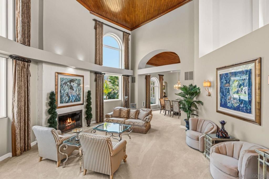 Image 6 of property listing at 5860 Calle Camposeco, Rancho Santa Fe, CA 92067