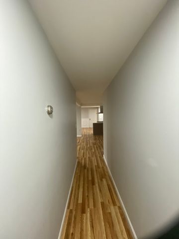 210 Sixth C, Leominster, MA 01453