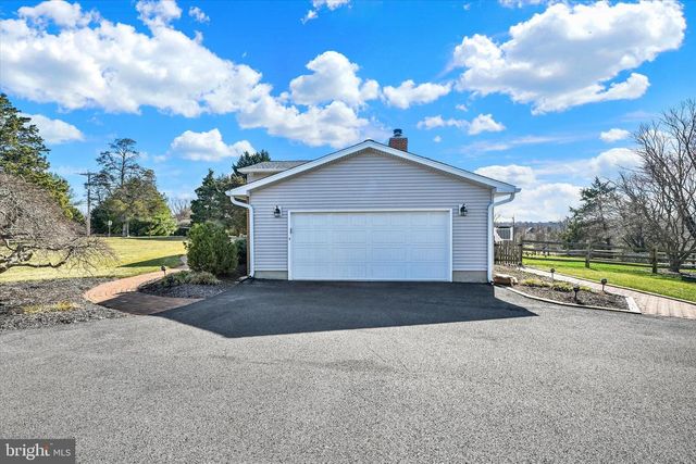 2211 OLD BOSLEY RD, Lutherville Timonium, MD 21093