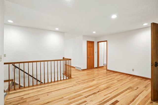1921 Brookside Drive, Cedar Falls, IA 50613