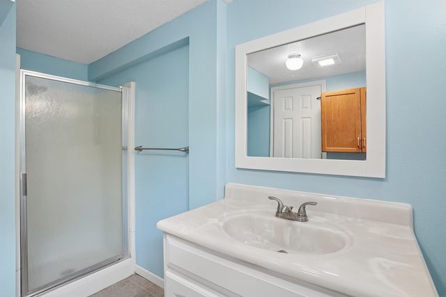 1921 Brookside Drive, Cedar Falls, IA 50613