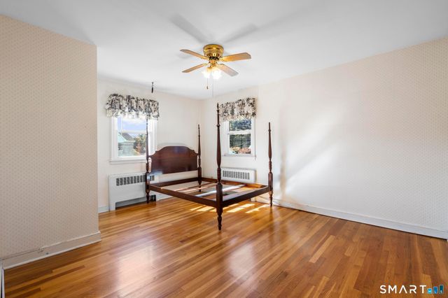 26 Powell Terrace, Bridgeport, CT 06604
