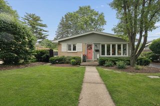 314 Drake Street, Libertyville, IL 60048