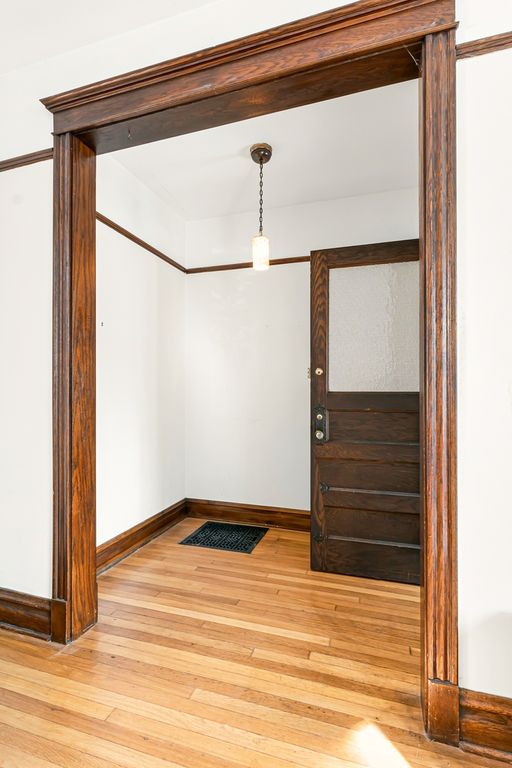 4922 N HAMILTON Avenue, Chicago, IL 60625 — photo 3