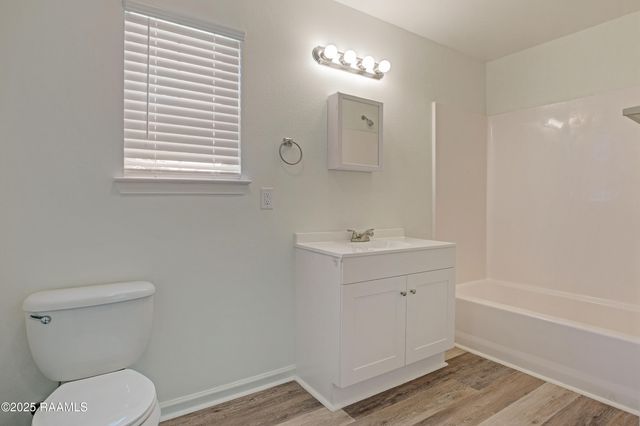 903 West End Drive, New Iberia, LA 70560