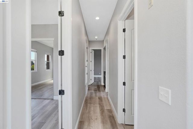 4101 Toddika Ln, Castro Valley, CA 94546