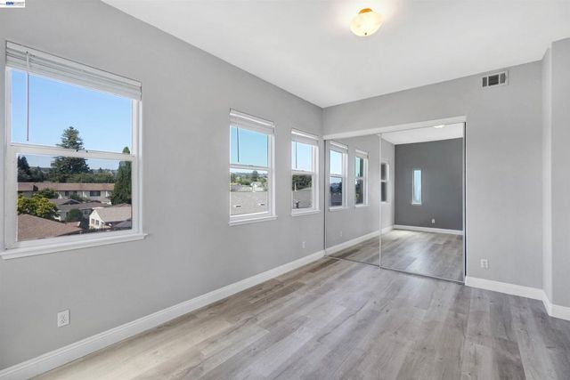 4101 Toddika Ln, Castro Valley, CA 94546