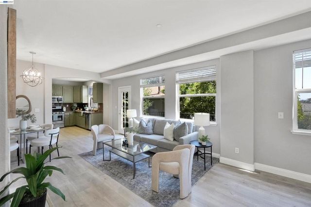 4101 Toddika Ln, Castro Valley, CA 94546