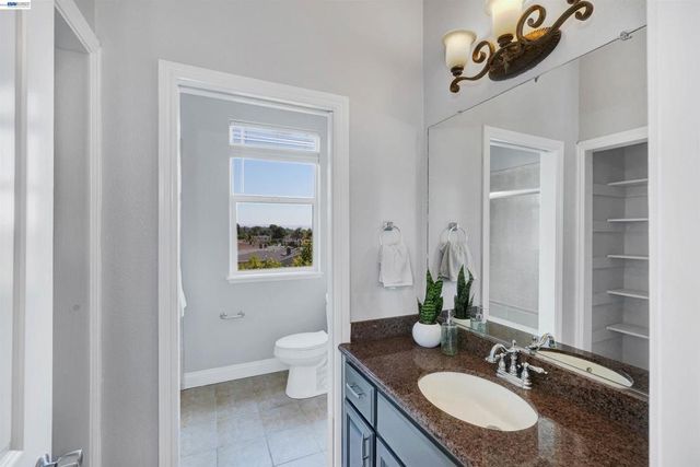 4101 Toddika Ln, Castro Valley, CA 94546