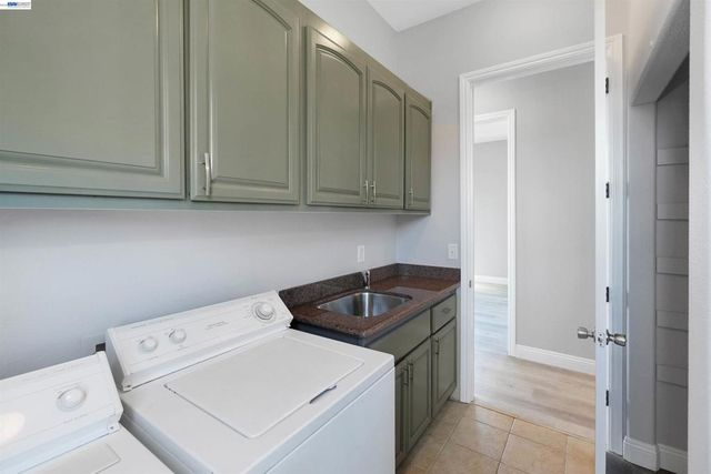4101 Toddika Ln, Castro Valley, CA 94546