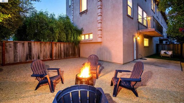 4101 Toddika Ln, Castro Valley, CA 94546