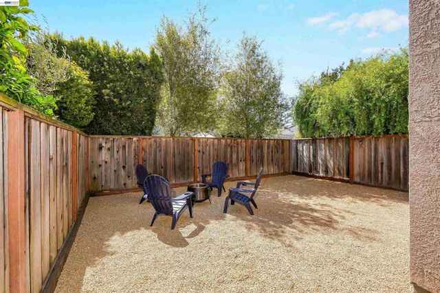 4101 Toddika Ln, Castro Valley, CA 94546