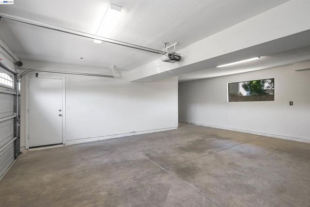 4101 Toddika Ln, Castro Valley, CA 94546