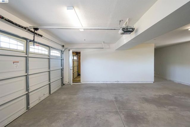 4101 Toddika Ln, Castro Valley, CA 94546