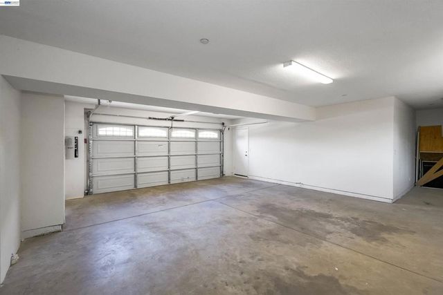 4101 Toddika Ln, Castro Valley, CA 94546