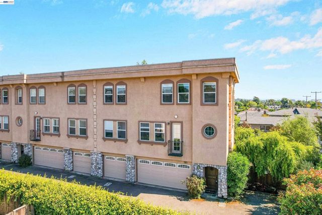 4101 Toddika Ln, Castro Valley, CA 94546