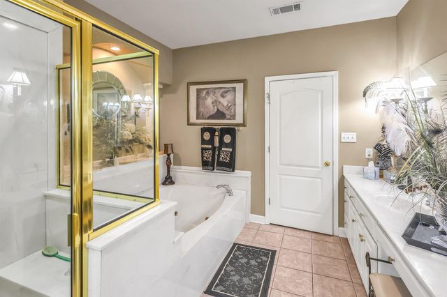 518 Amity Rd Apt H3, Hot Springs, AR 71913