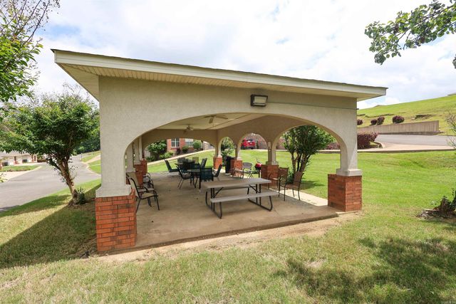 518 Amity Rd Apt H3, Hot Springs, AR 71913