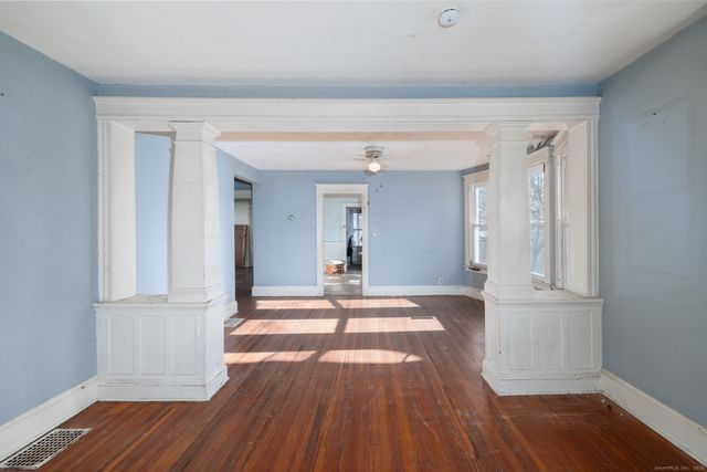 309 Queen Street, Bristol, CT 06010