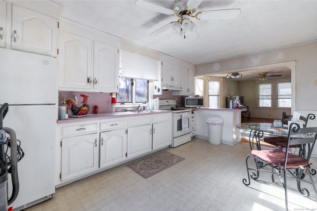 309 Queen Street, Bristol, CT 06010