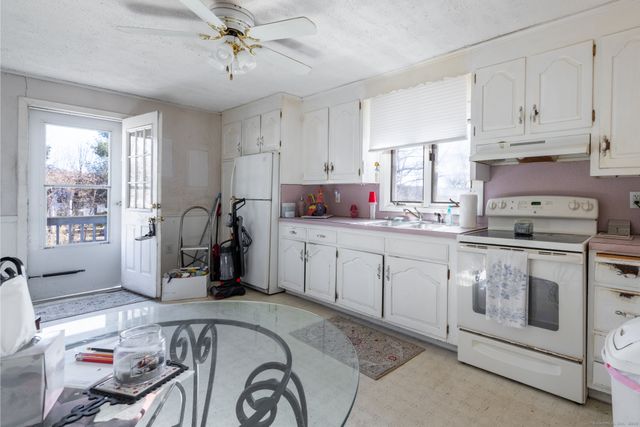 309 Queen Street, Bristol, CT 06010